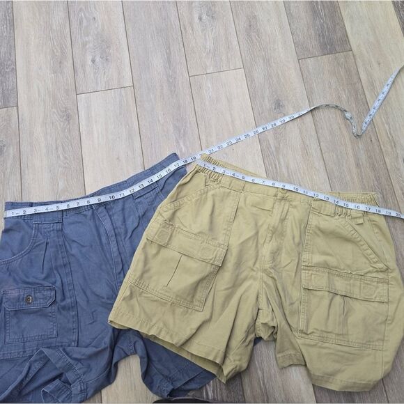 Red Head Men's Shorts 2 Pair Cargo Tan And Blue Size 40 - Picture 9 of 10